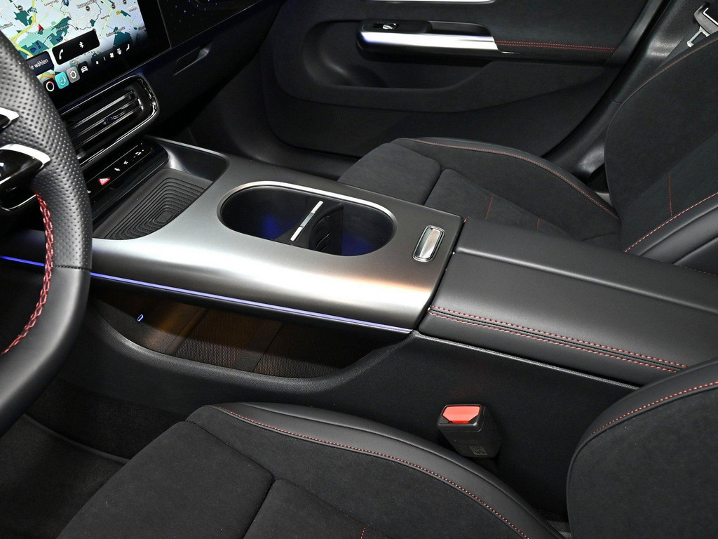 Bild 14 - CLA 200 Coupe AMG Line