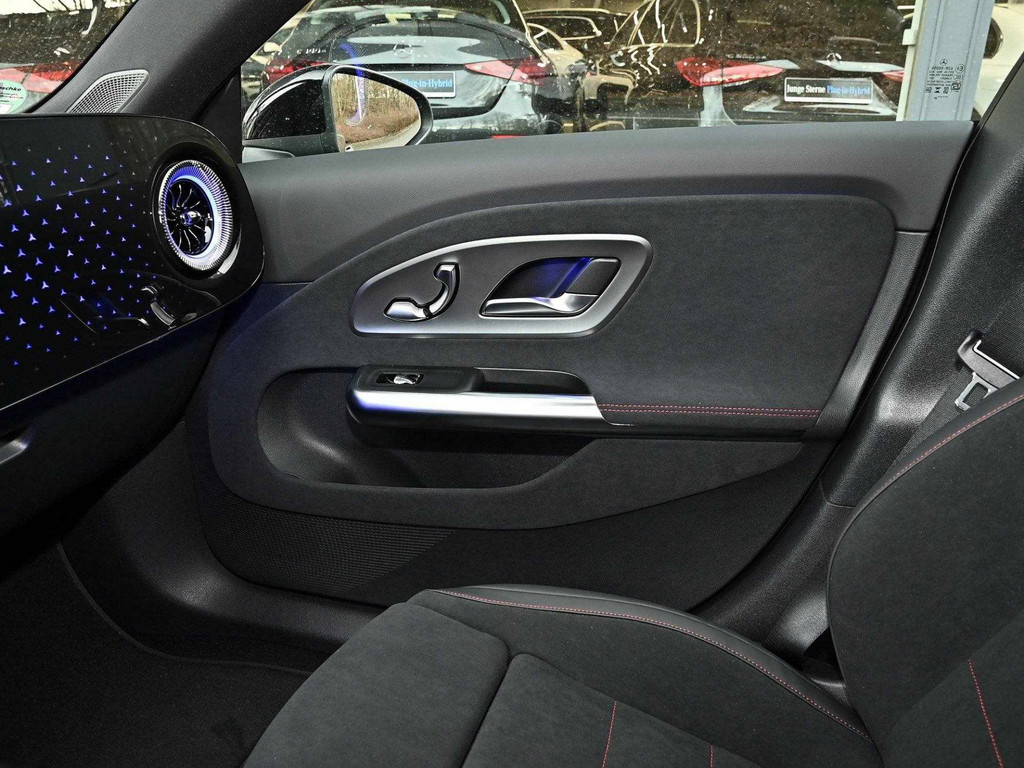 Bild 15 - CLA 200 Coupe AMG Line