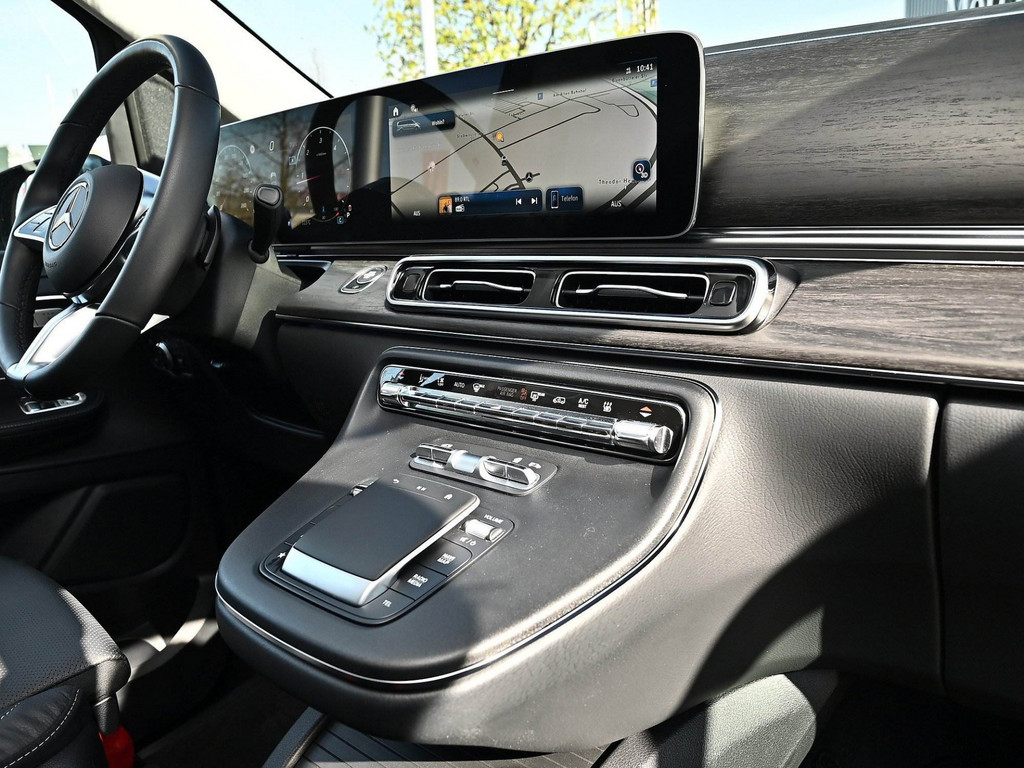Bild 8 - V 220 d 4MATIC AVANTGARDE Lang