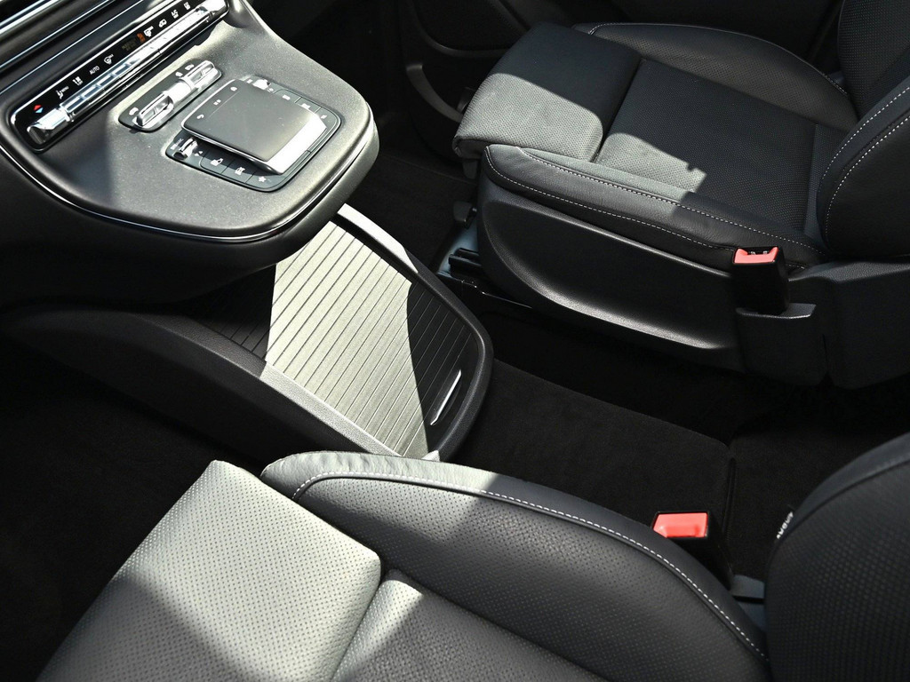 Bild 13 - V 220 d 4MATIC AVANTGARDE Lang