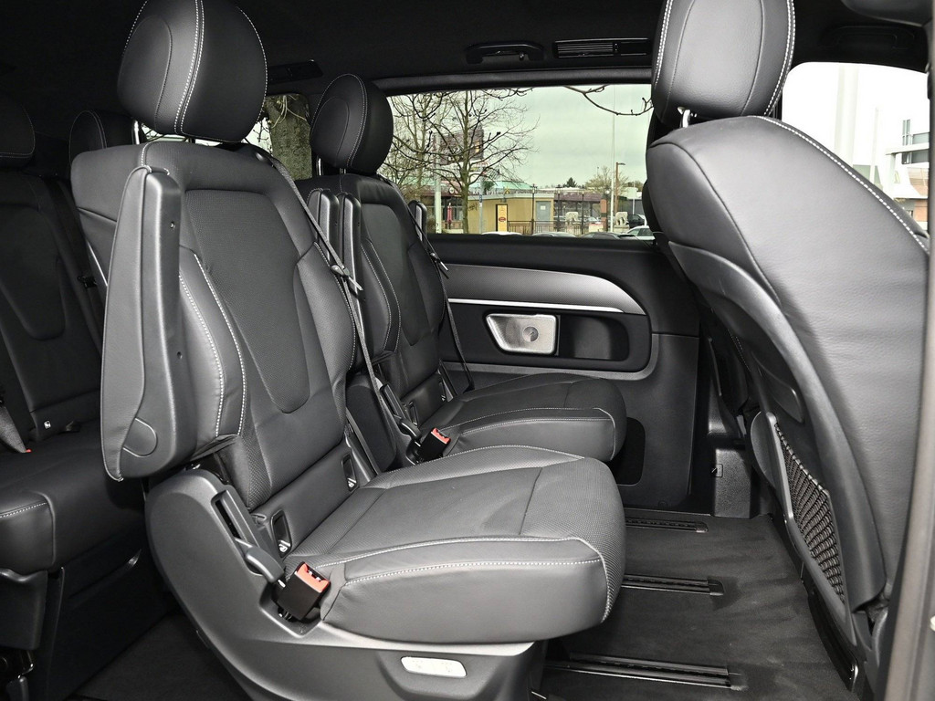 Bild 8 - V 300 d 4MATIC AVANTGARDE AMG Lang