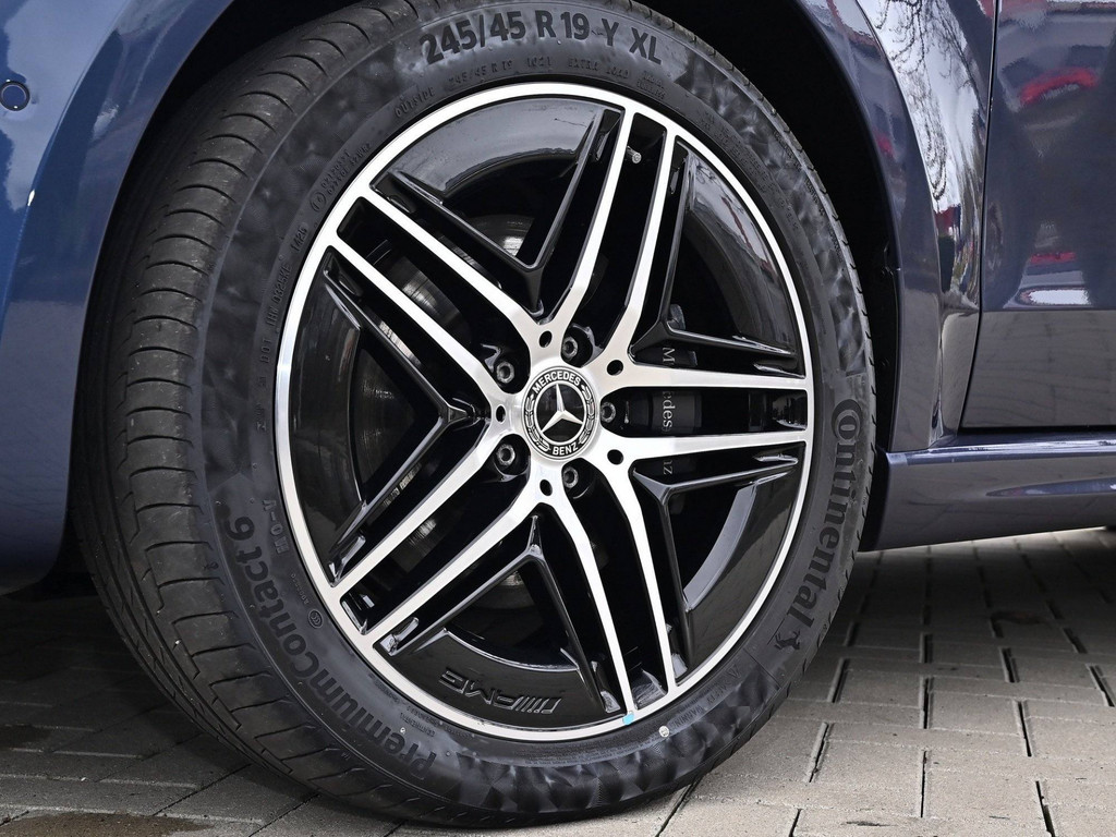 Bild 9 - V 300 d 4MATIC AVANTGARDE AMG Lang