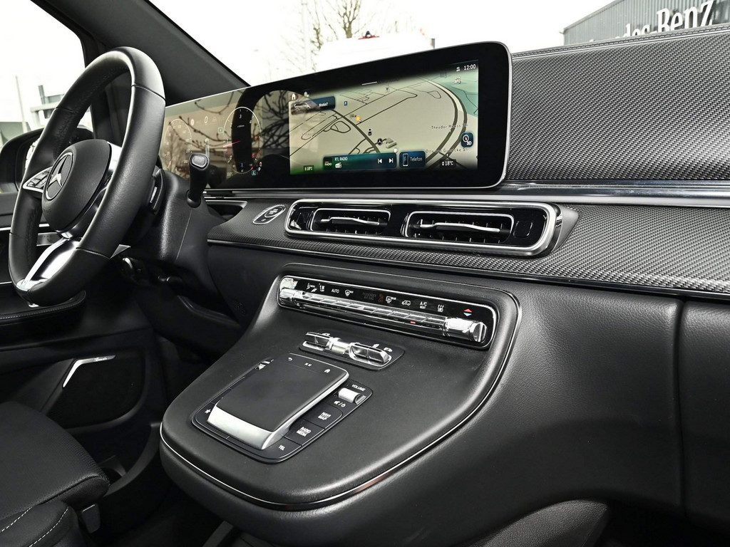 Bild 10 - V 300 d 4MATIC AVANTGARDE AMG Lang