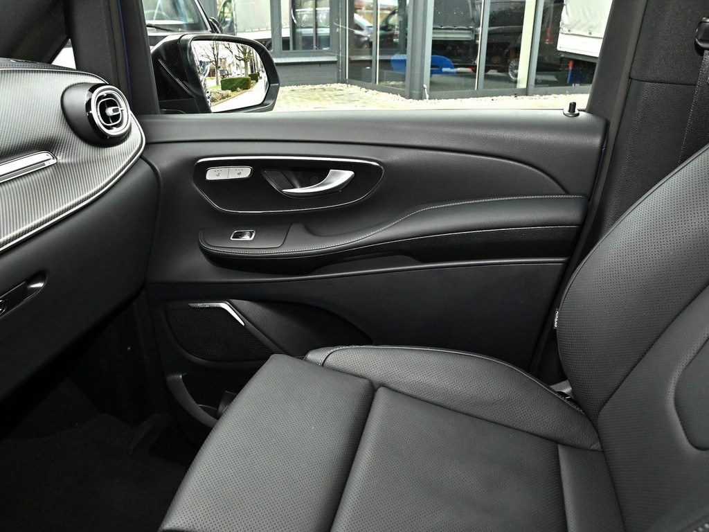Bild 16 - V 300 d 4MATIC AVANTGARDE AMG Lang
