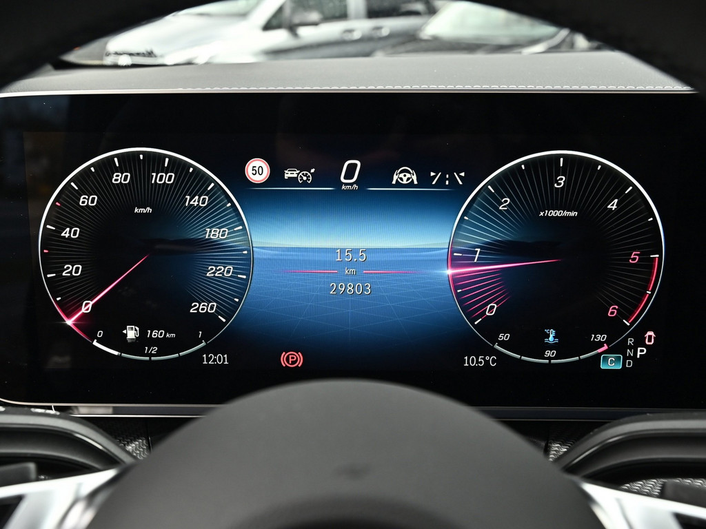 Bild 17 - V 300 d 4MATIC AVANTGARDE AMG Lang