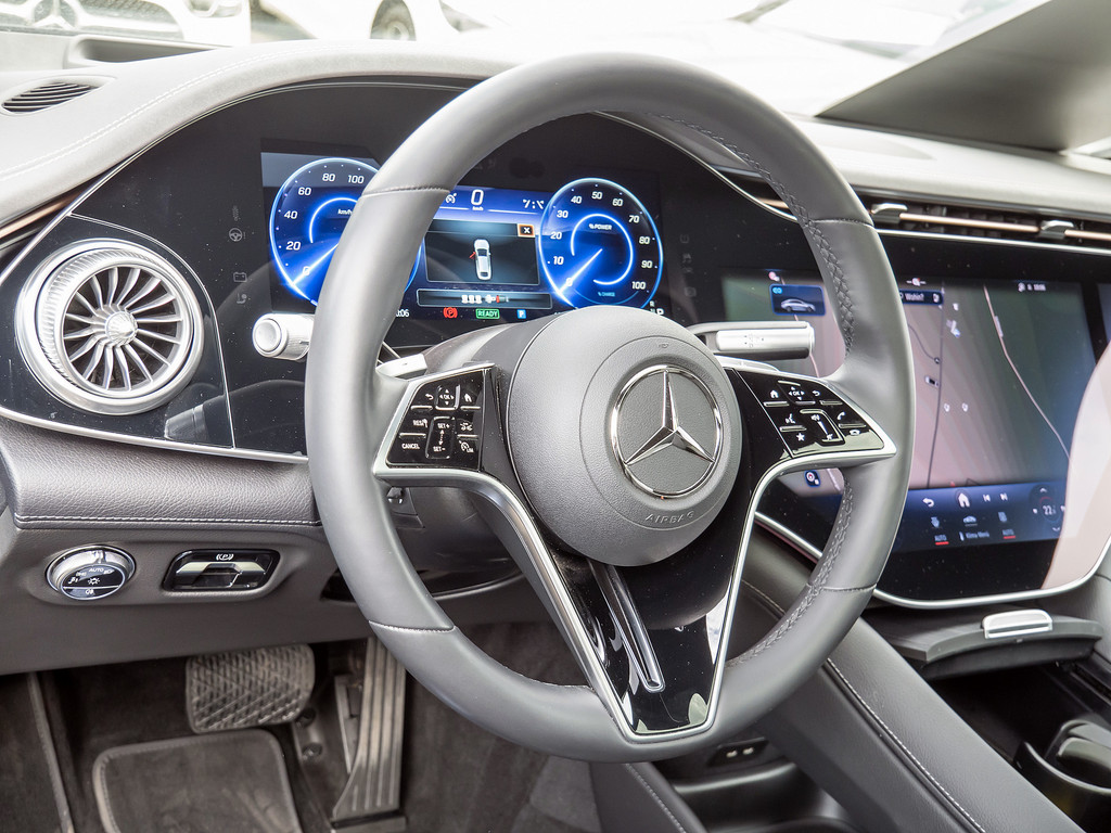 Bild 11 - EQS 450 + AMG Sport Premium + Hyperscreen