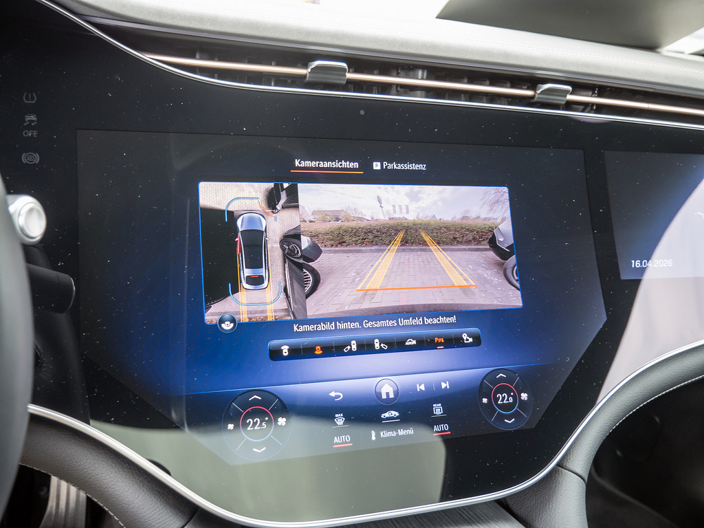 Bild 15 - EQS 450 + AMG Sport Premium + Hyperscreen
