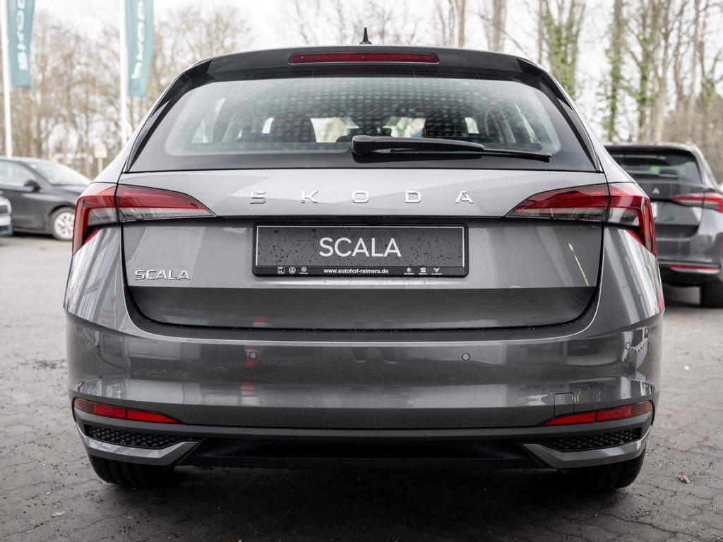 Bild 7 - Scala Selection 1.0 TSI DSG AHK Kam. Virtual LED