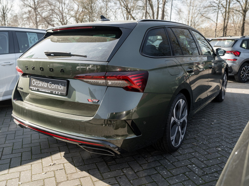 Bild 6 - Octavia Combi RS 2.0 TSI DSG AHK Navi Pano 360 LM