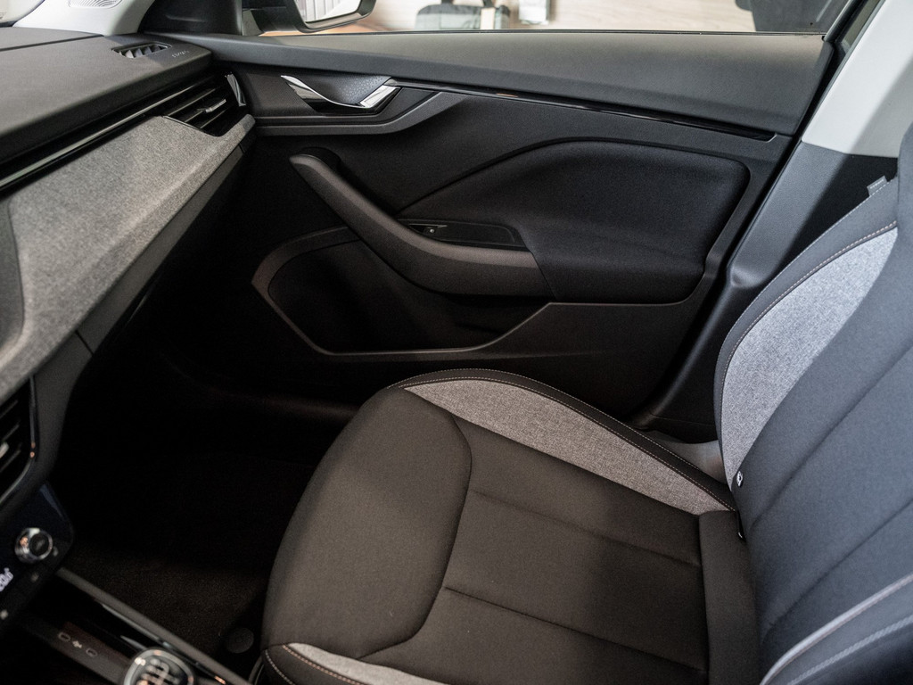 Bild 22 - Kamiq Tour 1.0 TSI Kam. Virtual KeyLess KlimaA