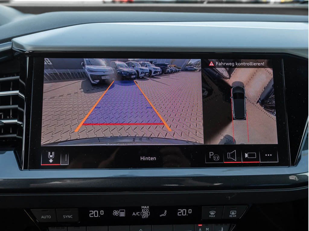 Bild 12 - Q4 45 e-tron quattro S Line AHK