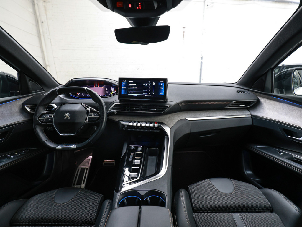 Bild 6 - 3008 GT HYBRID 136 e-DSC6