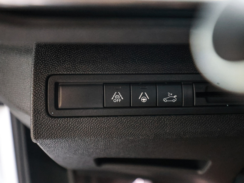 Bild 24 - 3008 GT HYBRID 136 e-DSC6
