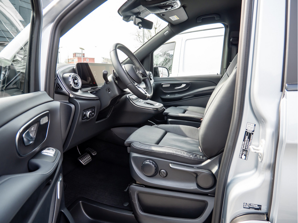 Bild 10 - V 300 d AVANTGARDE AMG Line Lang