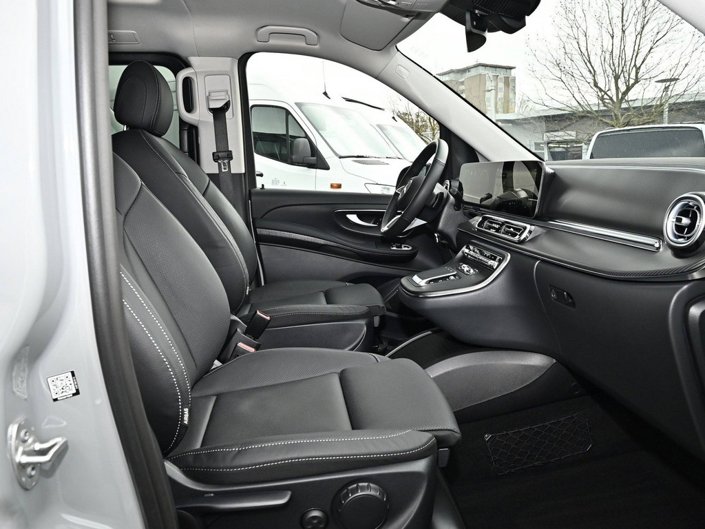 Bild 4 - V 300 d 4MATIC AVANTGARDE AMG Line Lang