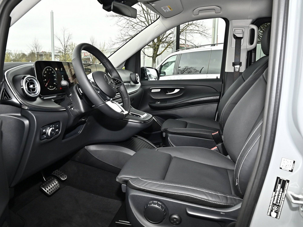 Bild 11 - V 300 d 4MATIC AVANTGARDE AMG Line Lang