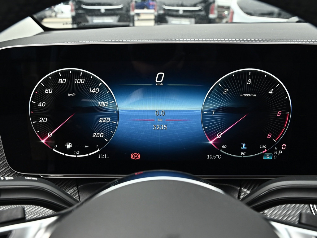 Bild 17 - V 300 d 4MATIC AVANTGARDE AMG Line Lang