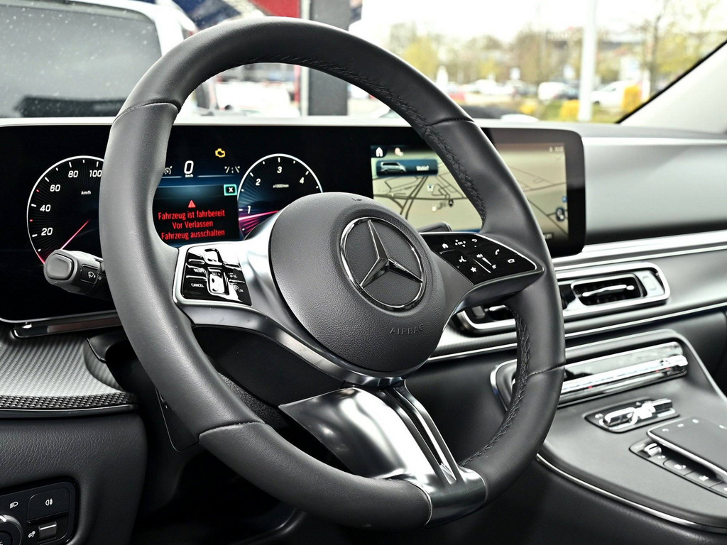 Bild 28 - V 300 d 4MATIC AVANTGARDE AMG Line Lang