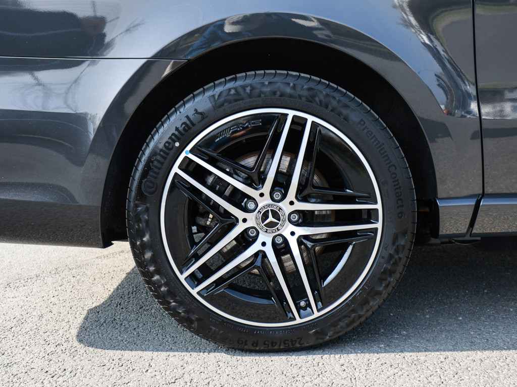 Bild 8 - V 300 d 4MATIC AVANTGARDE AMG Line Lang
