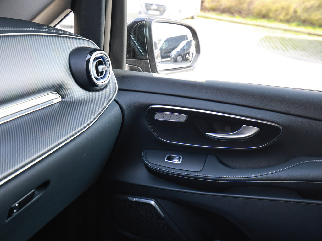 Bild 16 - V 300 d 4MATIC AVANTGARDE AMG Line Lang