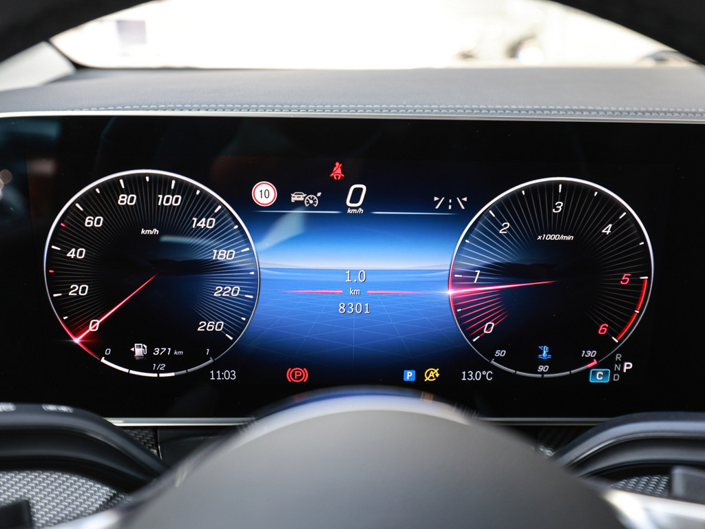 Bild 17 - V 300 d 4MATIC AVANTGARDE AMG Line Lang