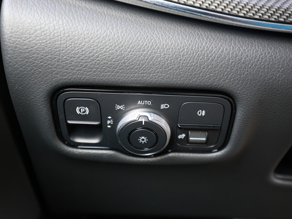 Bild 24 - V 300 d 4MATIC AVANTGARDE AMG Line Lang