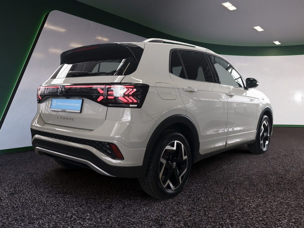 Bild 3 - T-Cross R-Line 1.0 l TSI