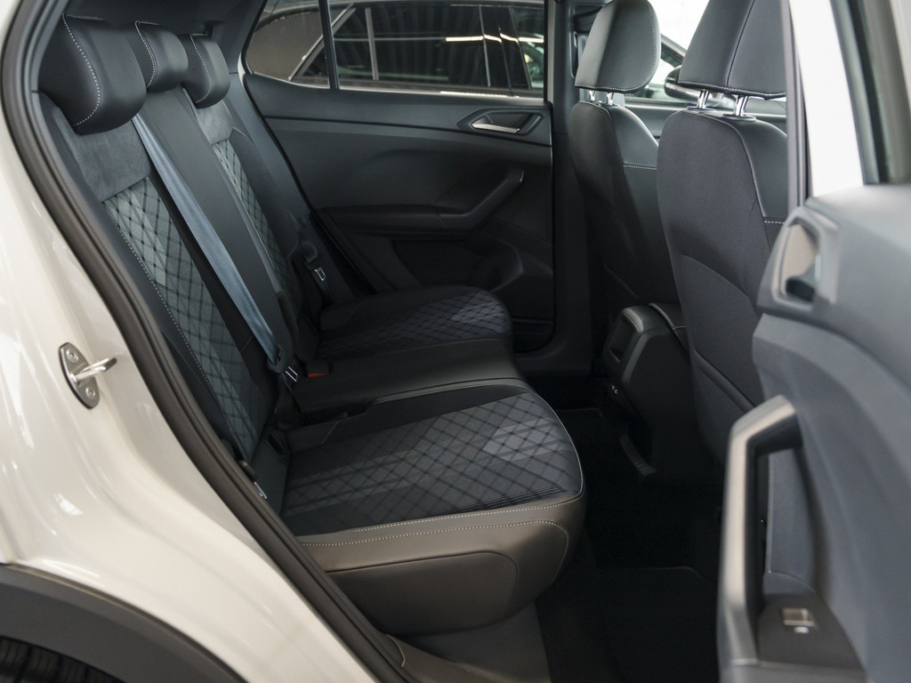 Bild 4 - T-Cross R-Line 1.0 l TSI