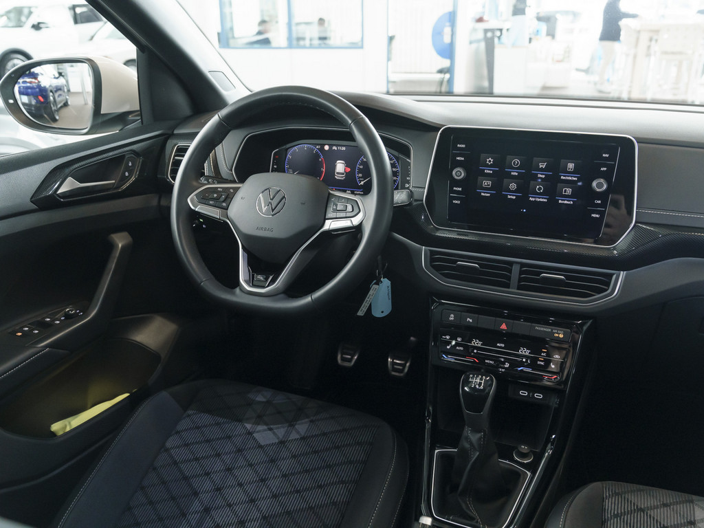 Bild 9 - T-Cross R-Line 1.0 l TSI