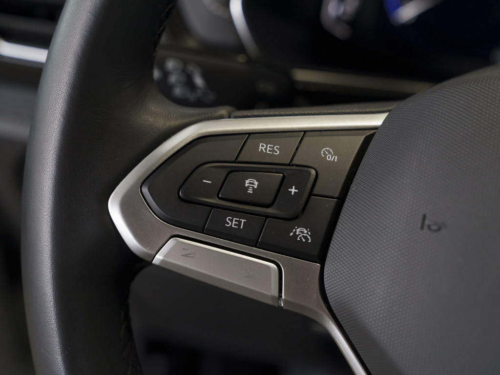 Bild 18 - T-Cross R-Line 1.0 l TSI
