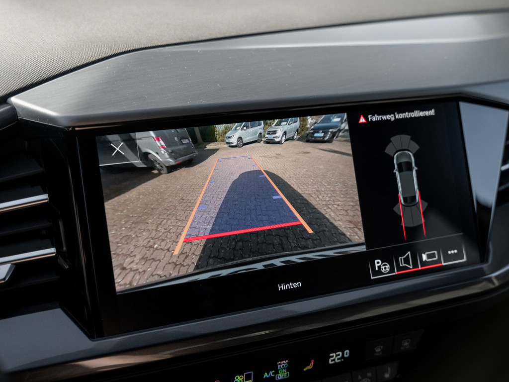 Bild 14 - Q4 Sportback e-tron 40 e-tron 150 kW Kam. Navi