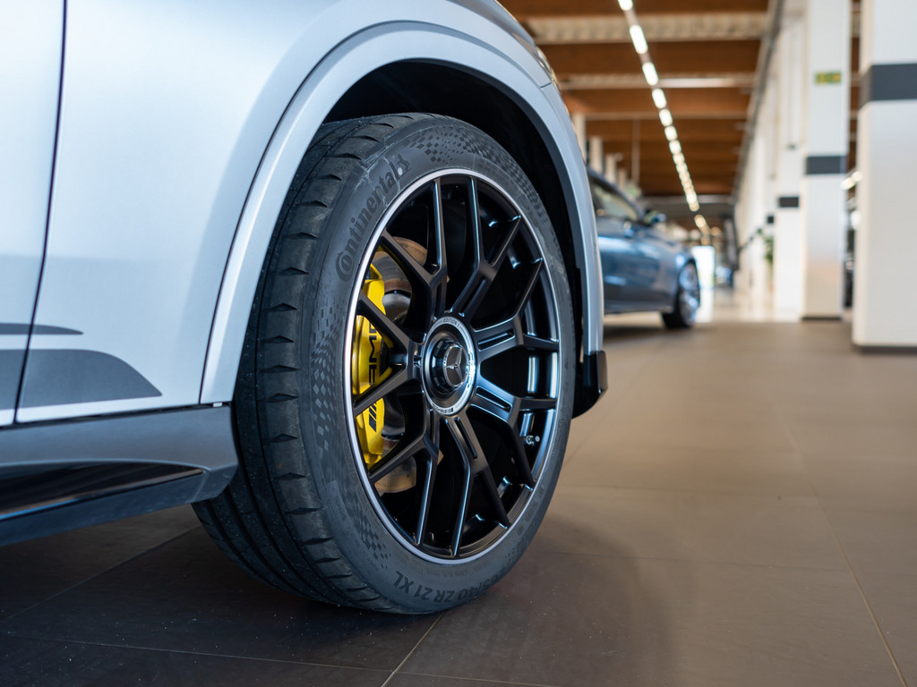 Bild 9 - GLC 63 AMG S E PERFORMANCE Edition 1 Premium Magno