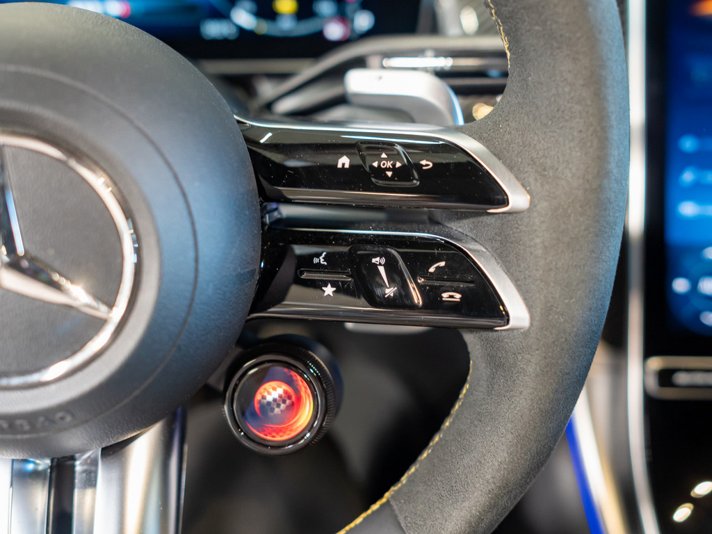 Bild 18 - GLC 63 AMG S E PERFORMANCE Edition 1 Premium Magno