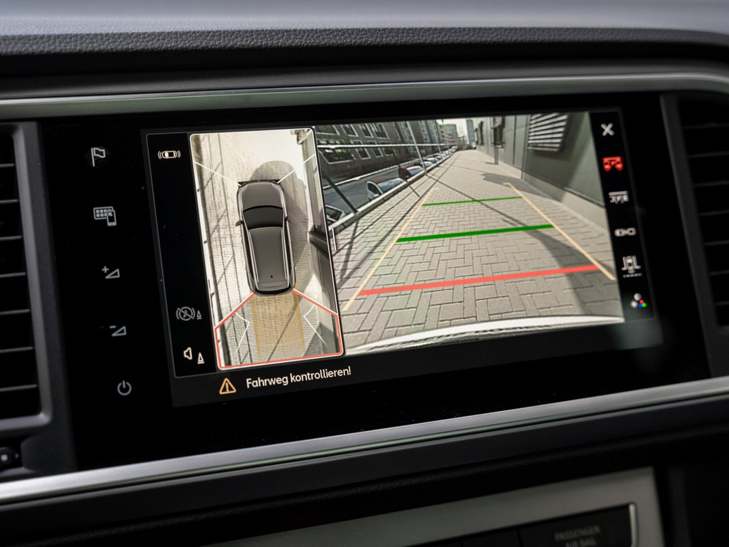 Bild 13 - Ateca 1.5 TSI ACT FR Kam. Navi Sportp. Virtual
