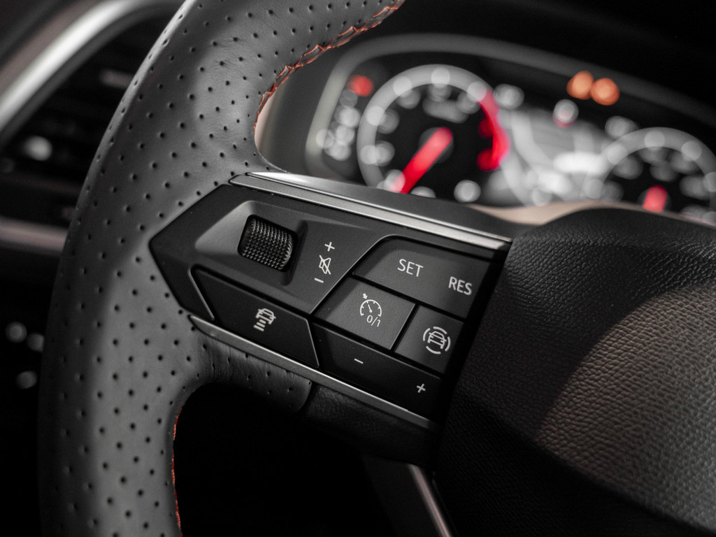 Bild 25 - Ateca 1.5 TSI ACT FR Kam. Navi Sportp. Virtual