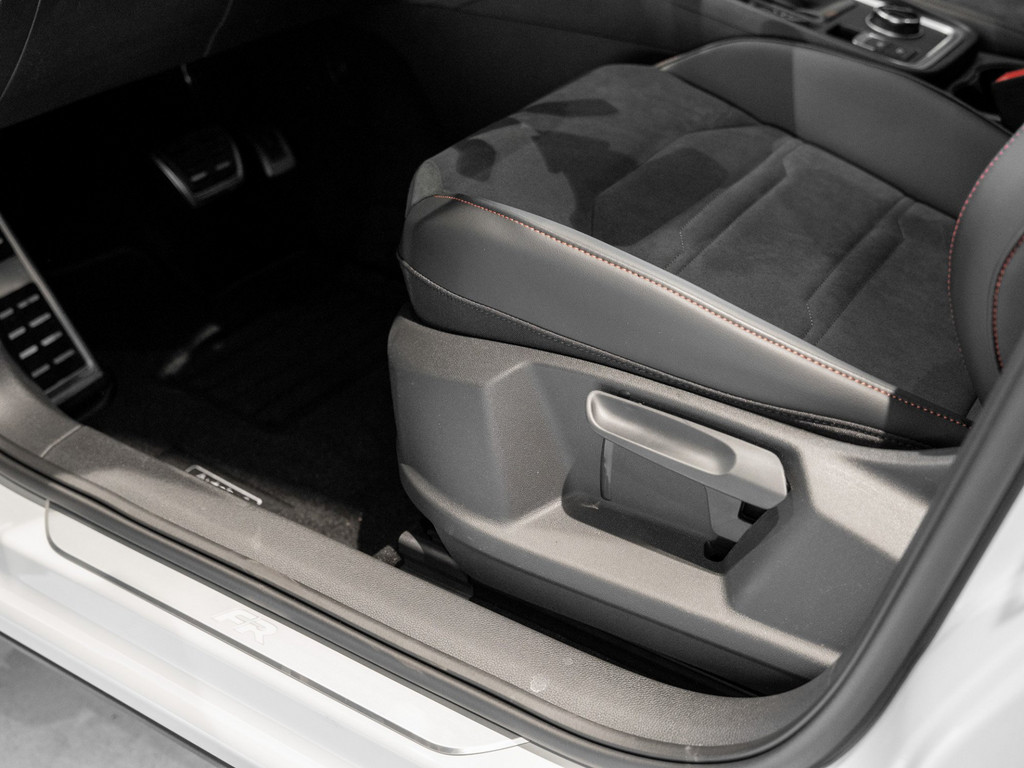 Bild 28 - Ateca 1.5 TSI ACT FR Kam. Navi Sportp. Virtual