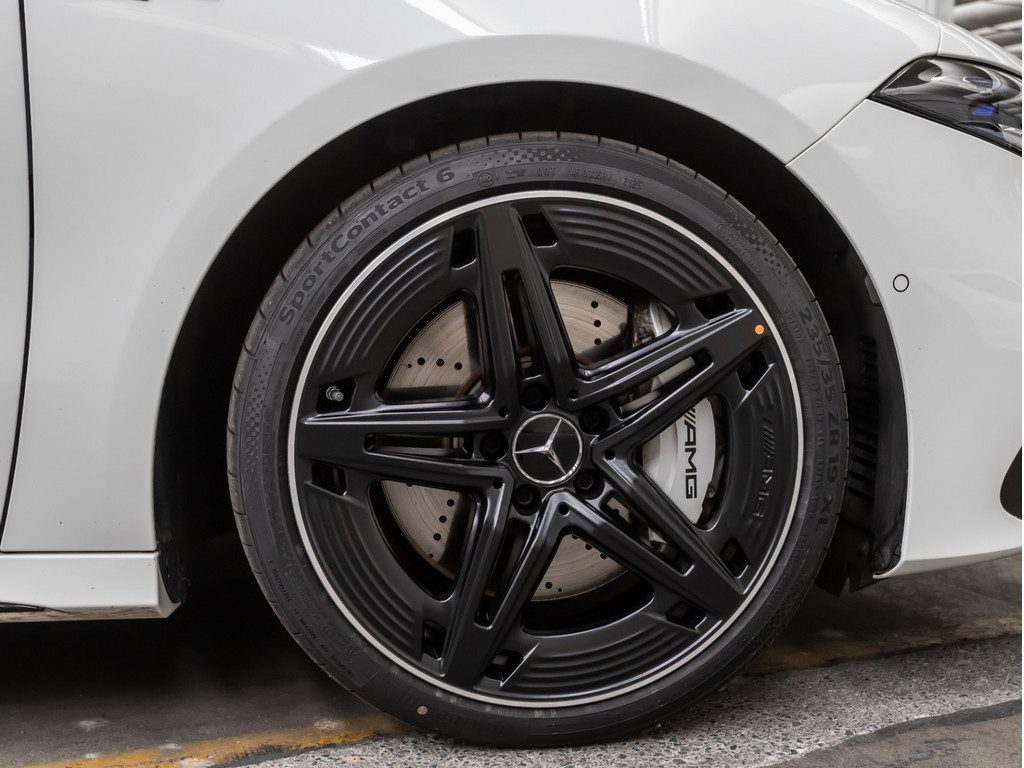 Bild 8 - A 35 AMG 4M Premium