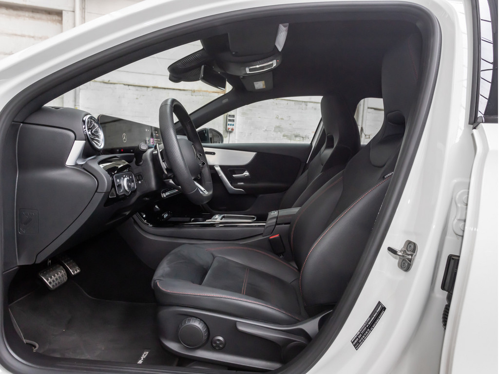 Bild 11 - A 35 AMG 4M Premium