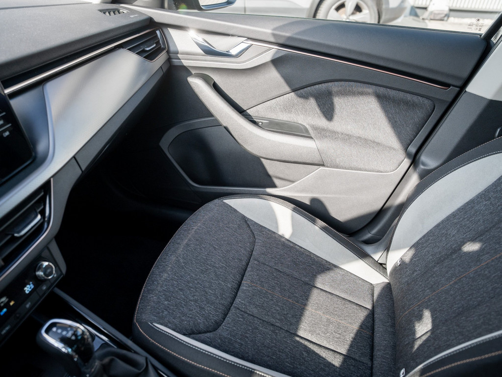 Bild 17 - SCALA STYLE 1.5 TSI DSG AHK Navi Virtual LM