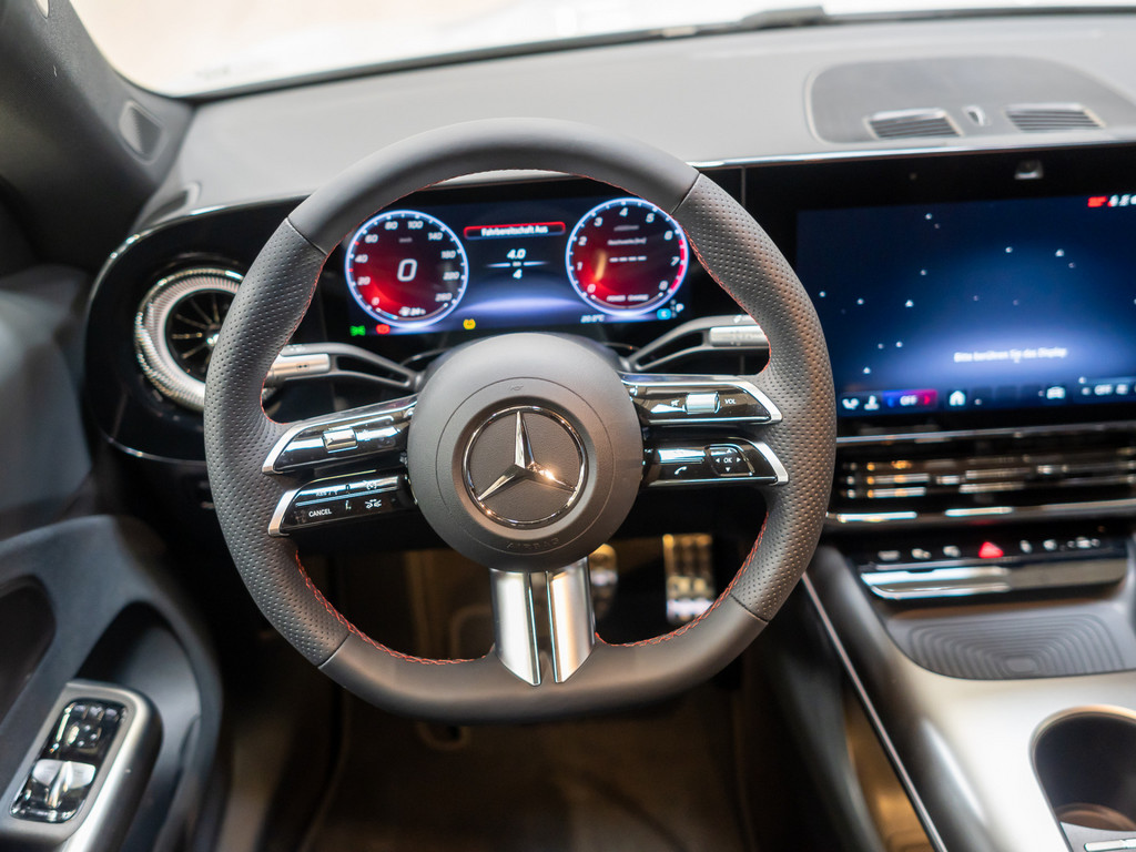 Bild 9 - CLA 180 Coupe AMG Line