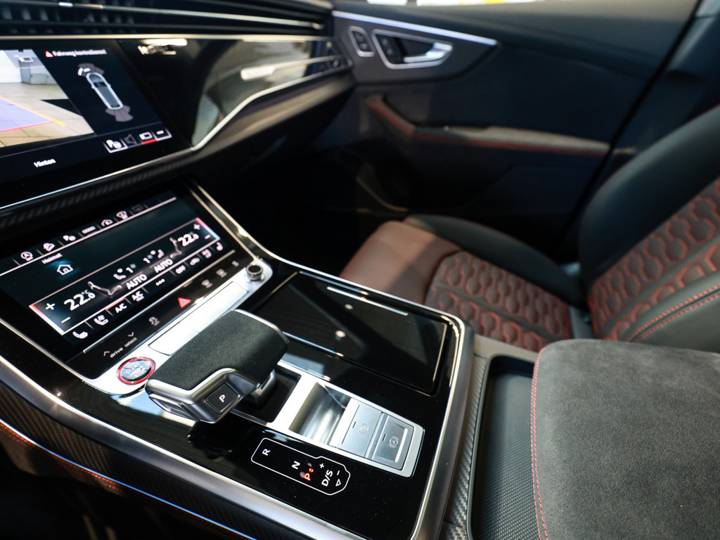 Bild 16 - RS Q8 SUV performance 471 kW tiptronic