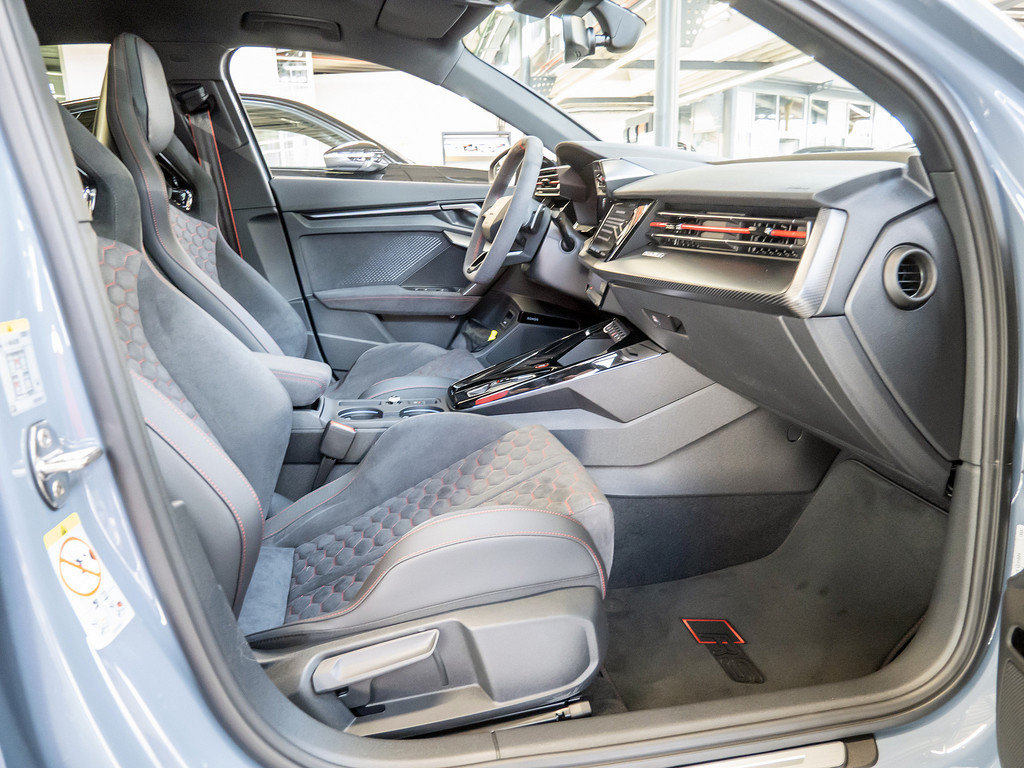Bild 3 - RS 3 Sportback S tronic quattro