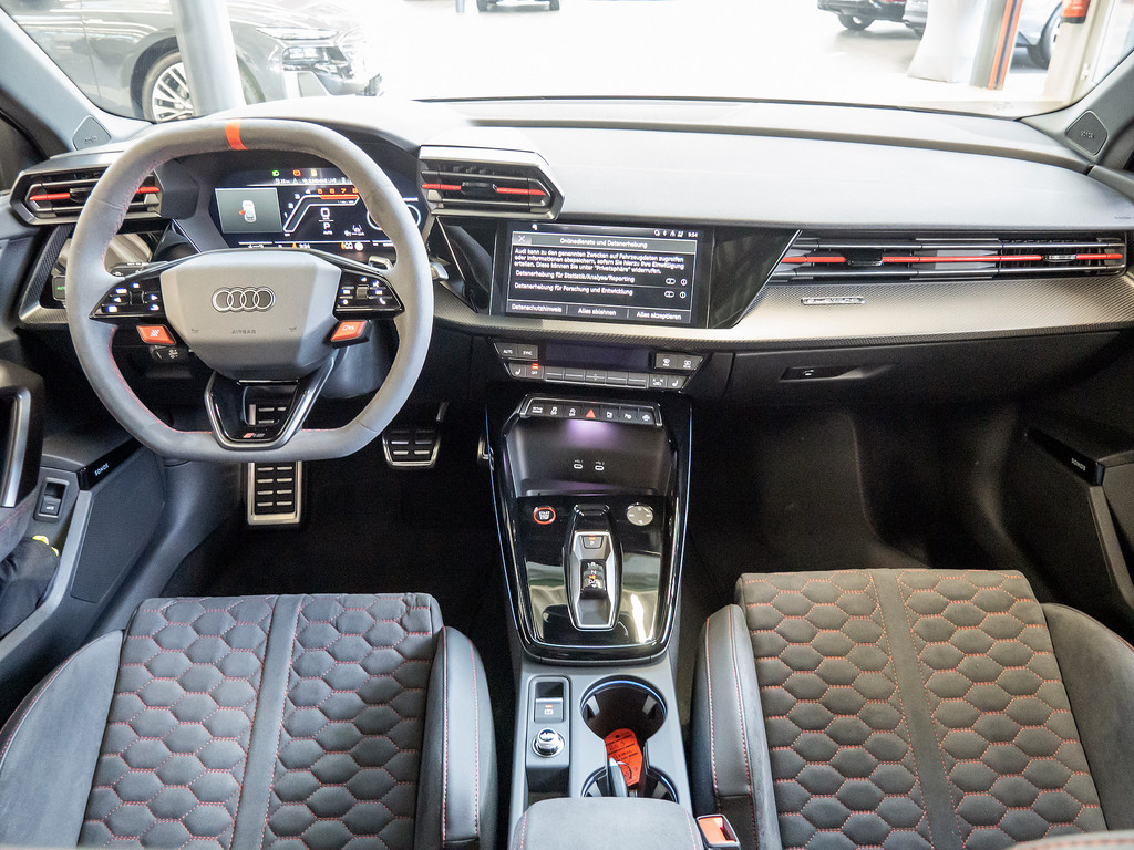 Bild 9 - RS 3 Sportback S tronic quattro