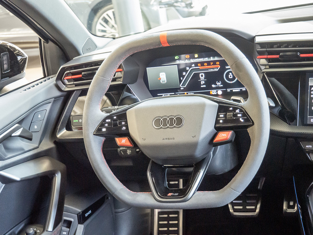 Bild 10 - RS 3 Sportback S tronic quattro