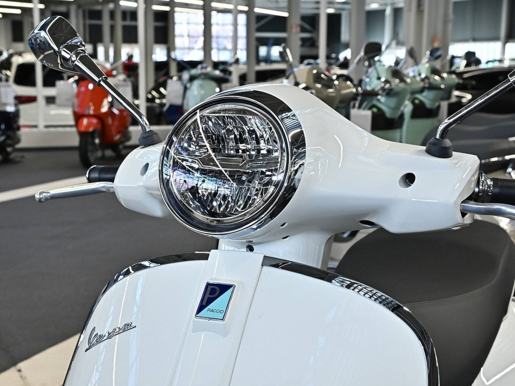 Bild 12 - GTS Super 125 E5 + 