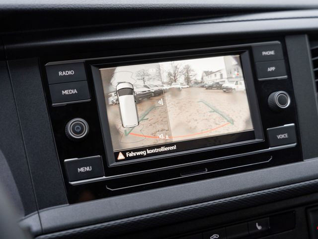 Bild 11 - T6.1 Kasten KR 2.0 TDI KLIMA + PDC + RFK + SHZ + GJR