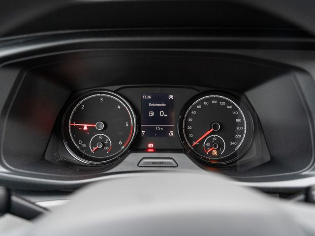 Bild 18 - T6.1 Kasten KR 2.0 TDI KLIMA + PDC + RFK + SHZ + GJR
