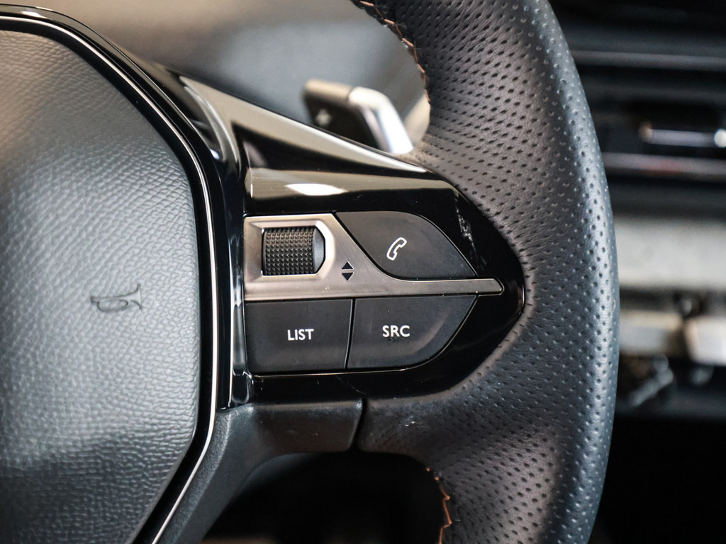Bild 17 - 3008 GT HYBRID 136 e-DSC6