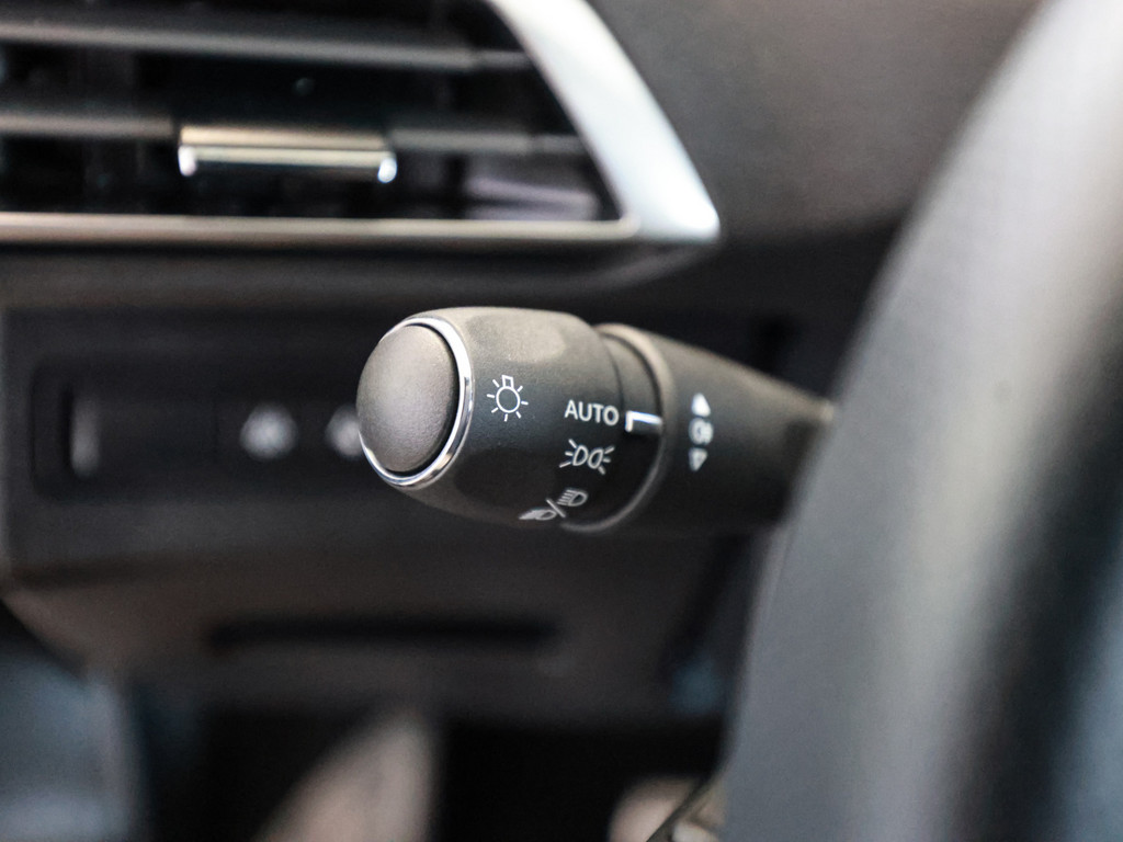 Bild 20 - 3008 GT HYBRID 136 e-DSC6