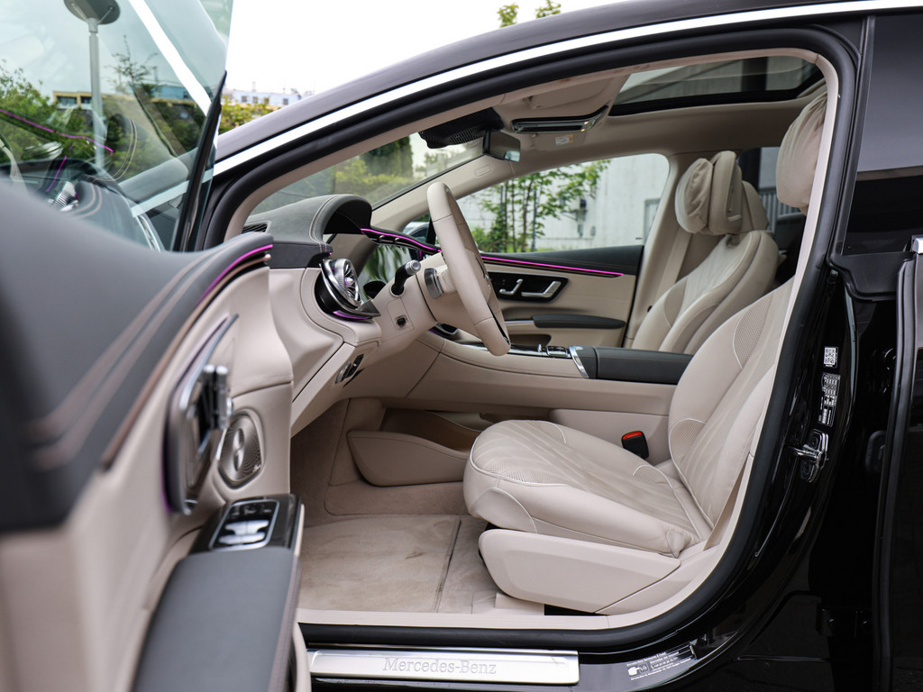 Bild 14 - EQS 580 4M AMG Sport Premium + Hyperscreen